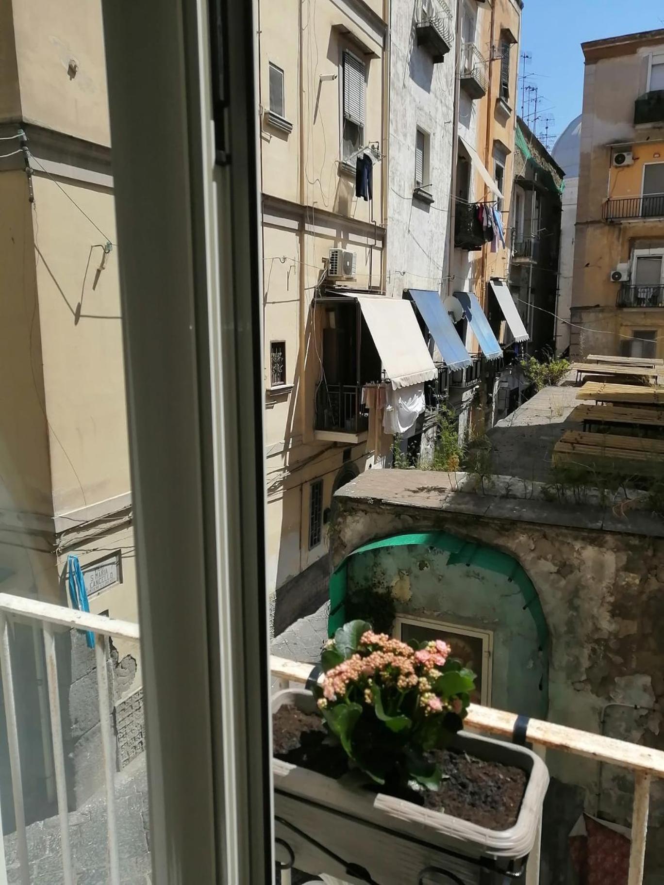 Il Vicoletto Sul Castello * Neapel
