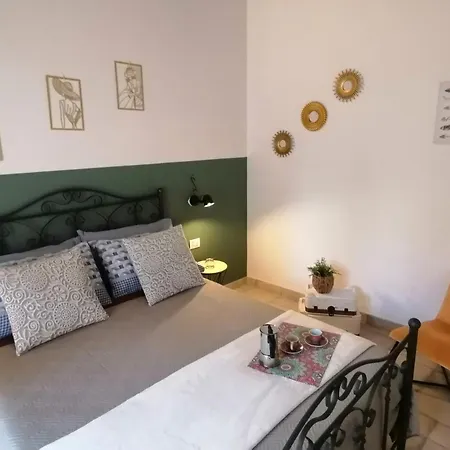 Appartamento Il Vicoletto Sul Castello Napoli Esterno foto