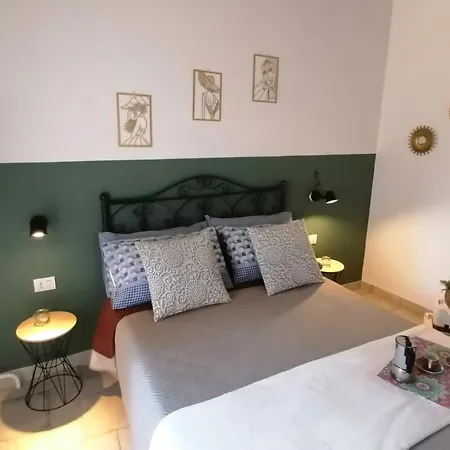 Appartamento Il Vicoletto Sul Castello Napoli Esterno foto