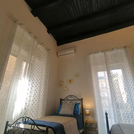 Appartamento Il Vicoletto Sul Castello Napoli Esterno foto